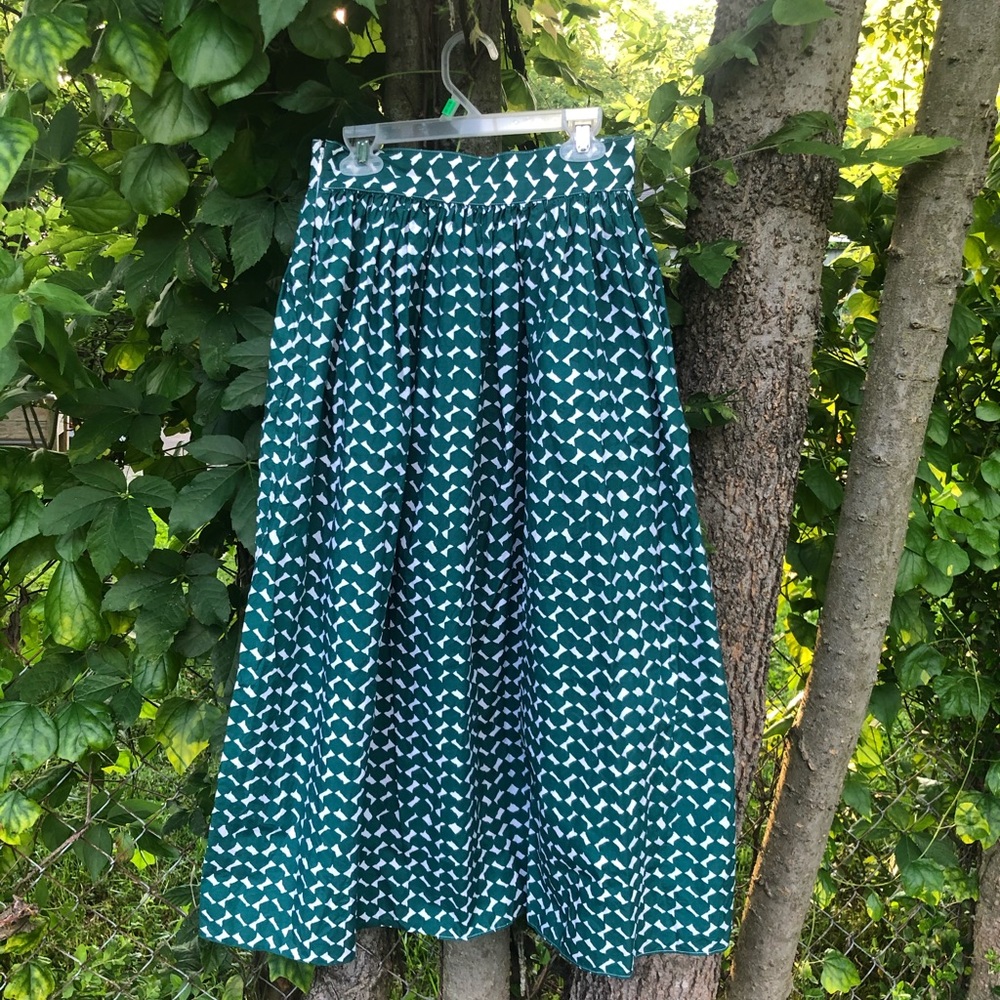 Skirt with pockets